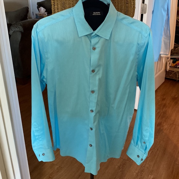 Alfani wrinkle resistant mens button down shirt - size small - Picture 2 of 12